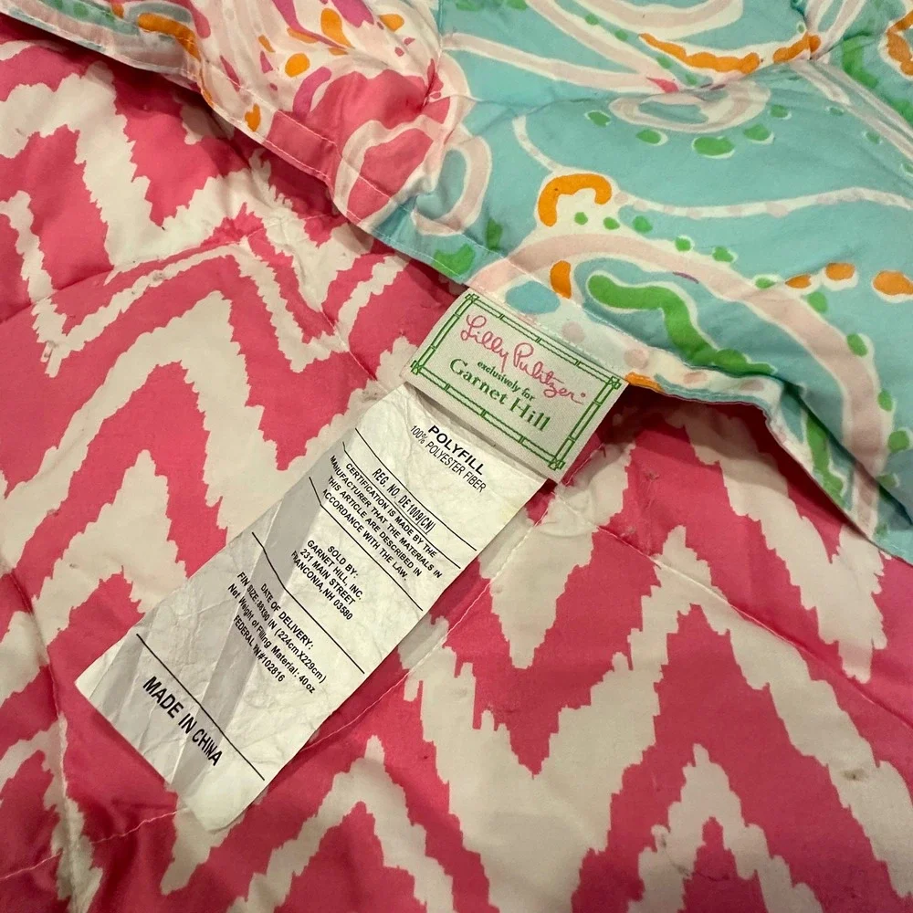 Lilly Pulitzer Garnet Hill Reversible Quilt Comforter Pink Teal Jellyfish 88x90